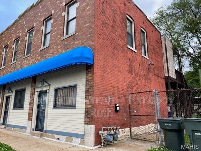 Building Photo - 2761 Gravois Ave Unit 2761