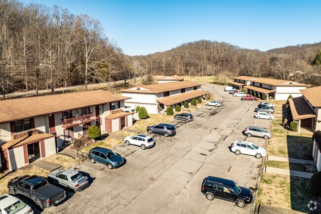 Photo - Belle Forest Condominiums