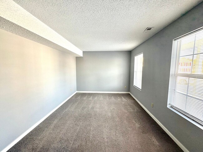 Photo - 14415 Traywick Dr