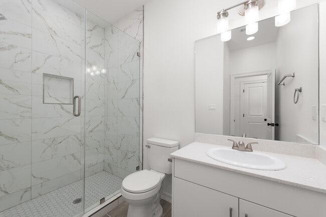 1801 Atrium Place Dr