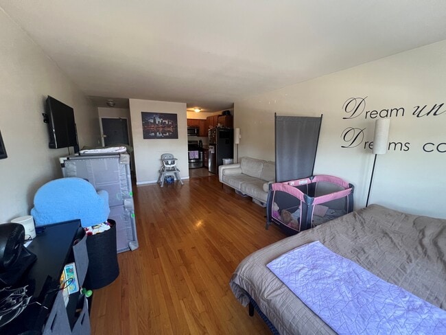 Photo - Greenview Apartments
