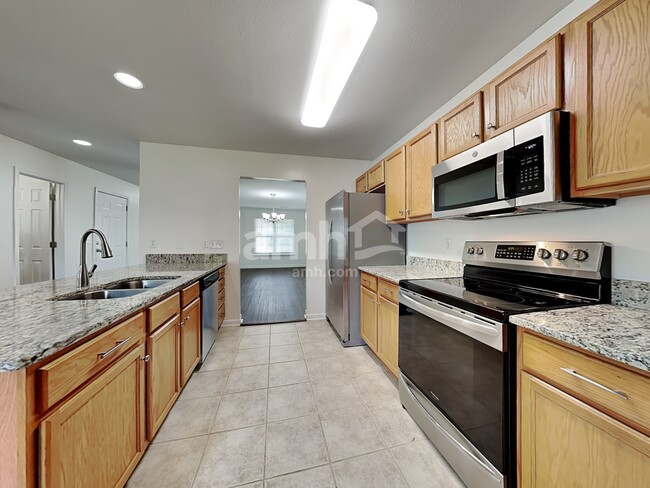 Photo - 917 Peachtree Meadows Cir