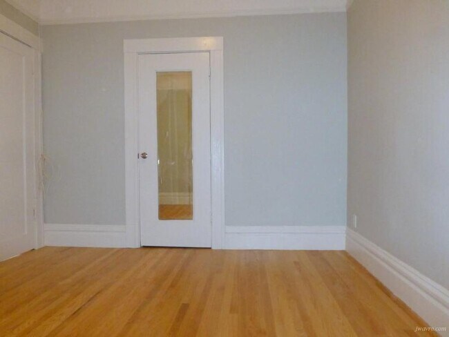 Photo - 853 Haight St