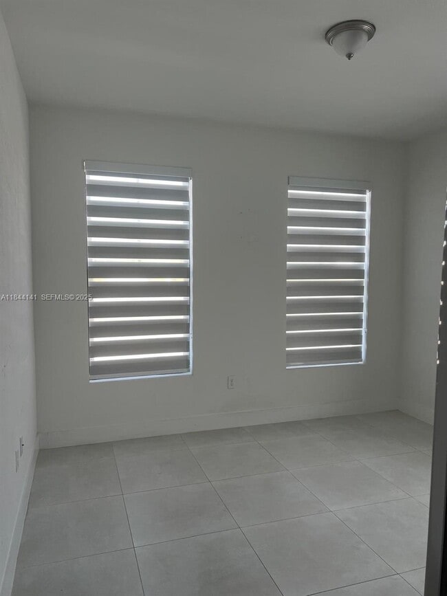 Photo - 1840 SW 144th Ave Unit Apt