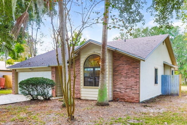 2232 Alderney Ct