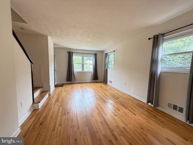 Photo - 5835 Mt Vernon Dr