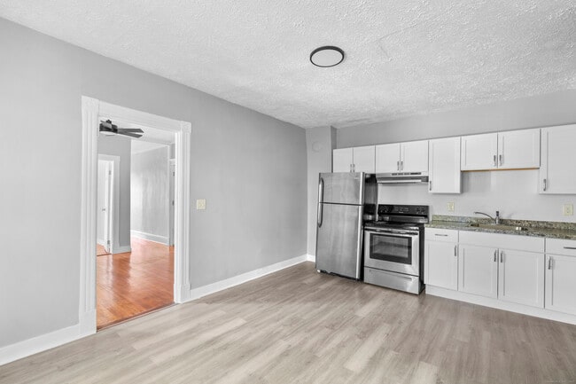 Photo - 202 Mather St Unidad 2E