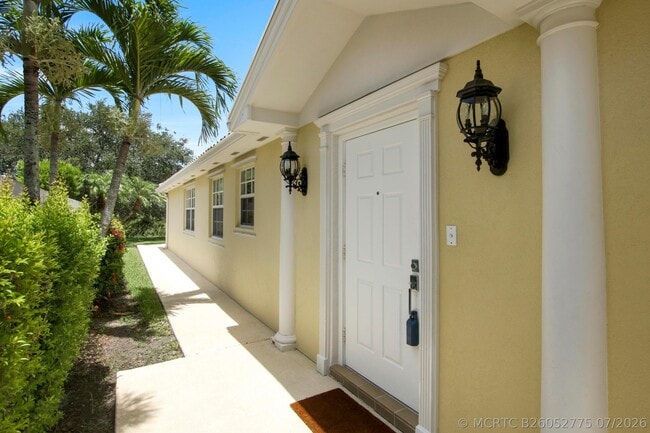 Photo - 10870 SW Dardanelle Dr