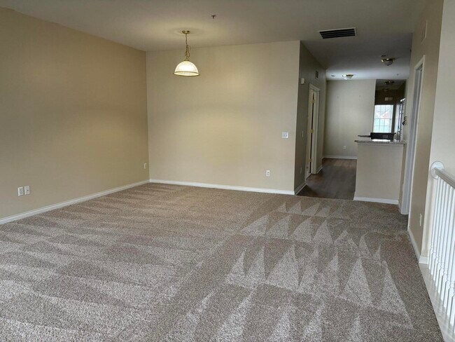 Photo - 534 Constitution St Unit 42