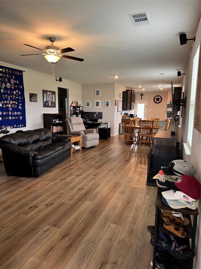 Photo - 125 Revolution Rd