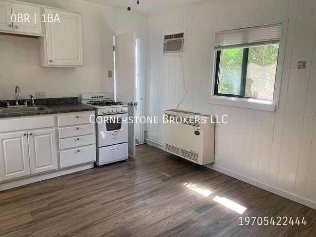 Building Photo - 1408 Edison St