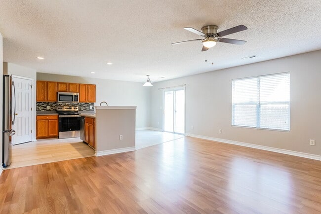 Photo - 3012 Van Dorn Rd