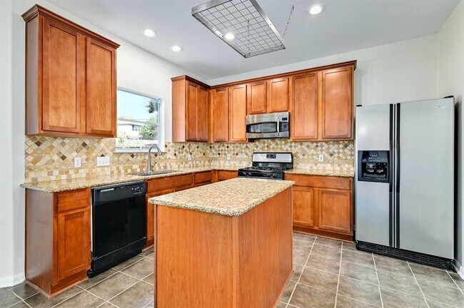 Photo - 20308 Farm Pond Ln