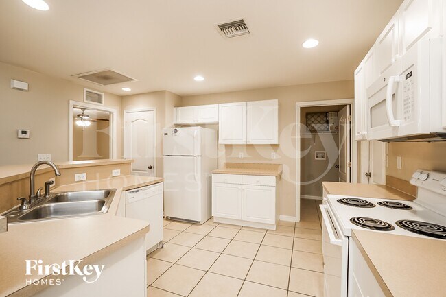 Photo - 3310 49th St W