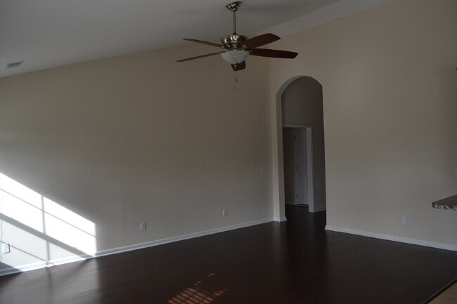 130 Truscott Ct