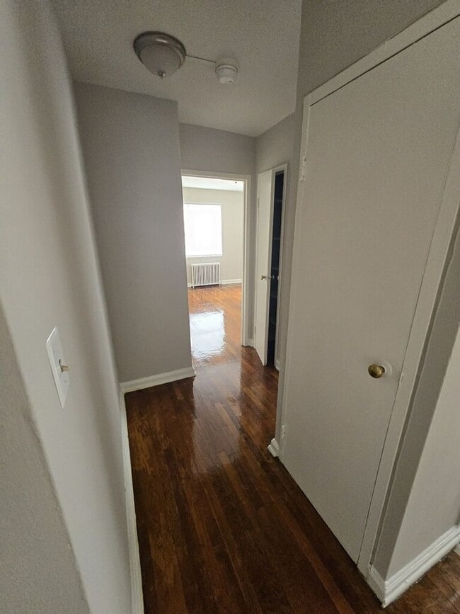 Photo - 214 KENILWORTH AVE NE