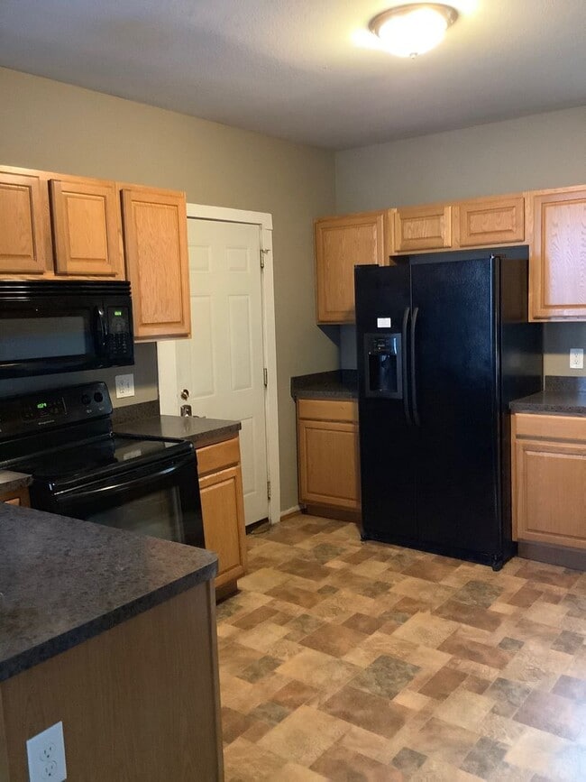 Photo - 1410 7th St SE Unidad #1