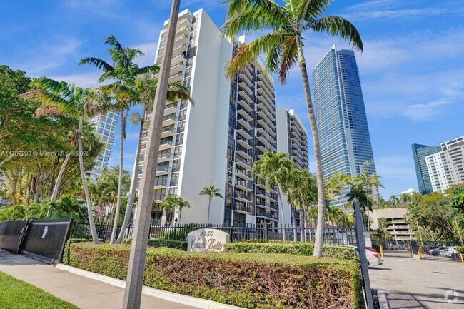 Building Photo - 1450 Brickell Bay Dr Unit 503 Rental