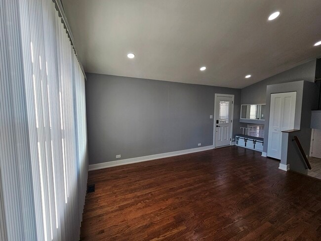 Photo - 1535 E Jane Ave