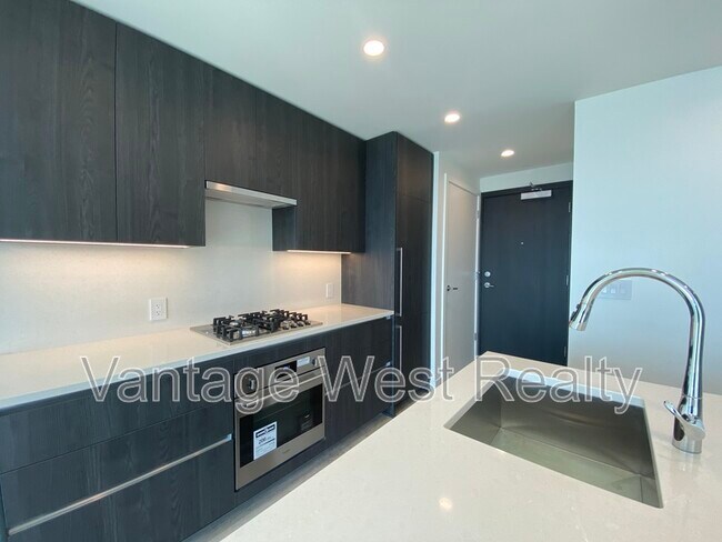 Photo - 1626 Water St