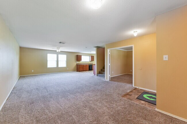 7906 Ashland Springs Ln
