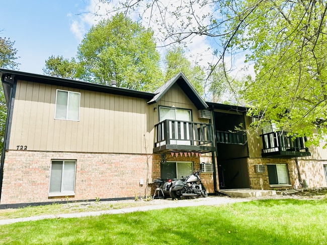 Photo - 722 Buchanan Ave Unit 2