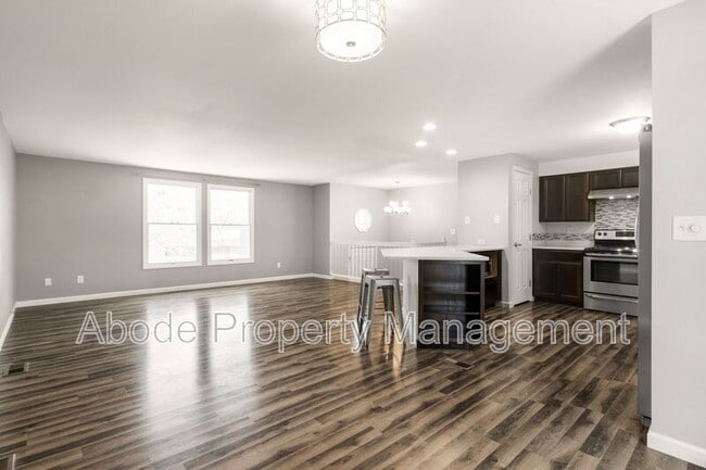 Photo - 2927 White Oak Ct