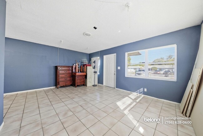 Photo - 1439 NW 8th Ave