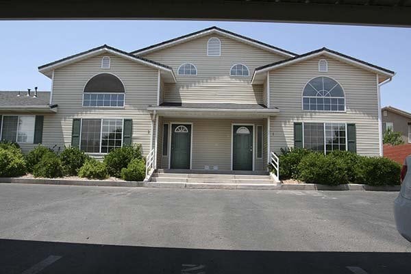 Building Photo - "Charming 2-BR with 2 Baths in St. George – 980 Sq. Ft. of Comfort!" Unit 3