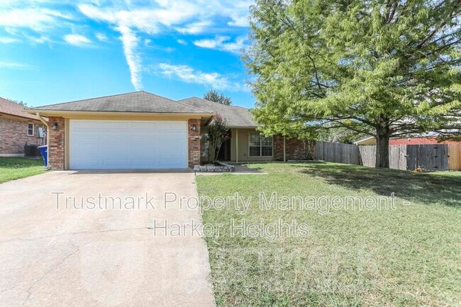 Building Photo - 904 Ballard Dr Rental