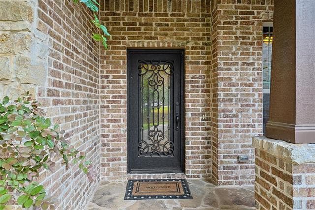 Photo - 1560 Karen Dr