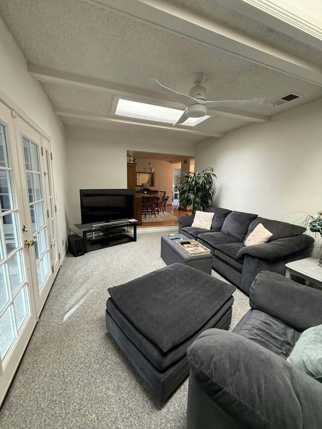 Photo - 33887 Whitehead Ln