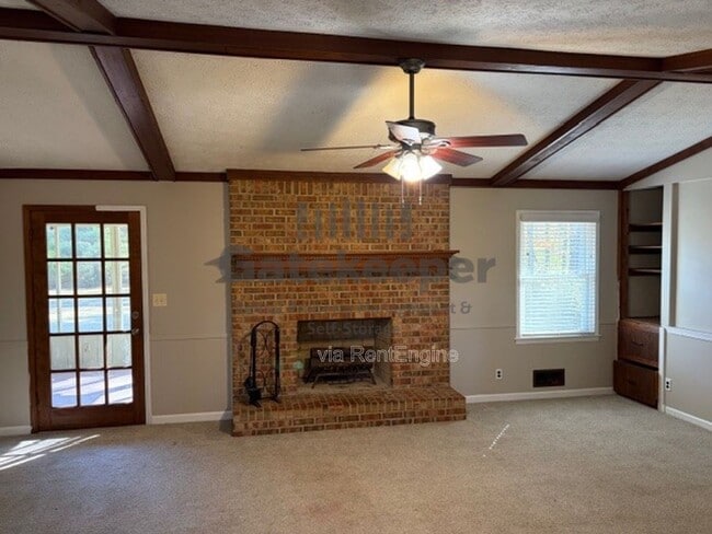 Photo - 185 Redwood Cir