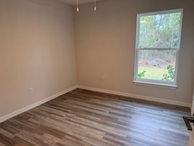 Photo - New Pine Lake Duplex