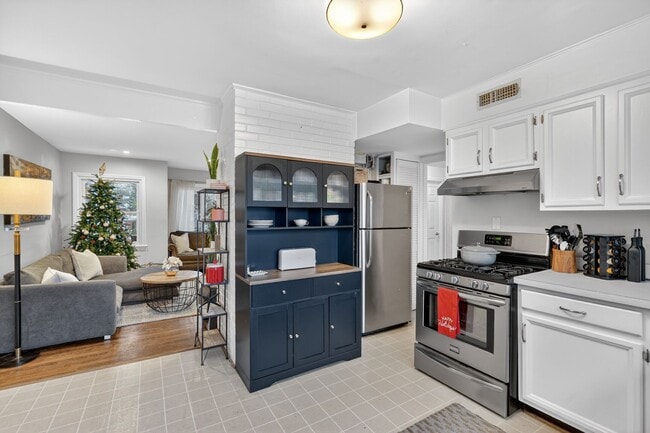 Photo - 2802 Dawson Ave