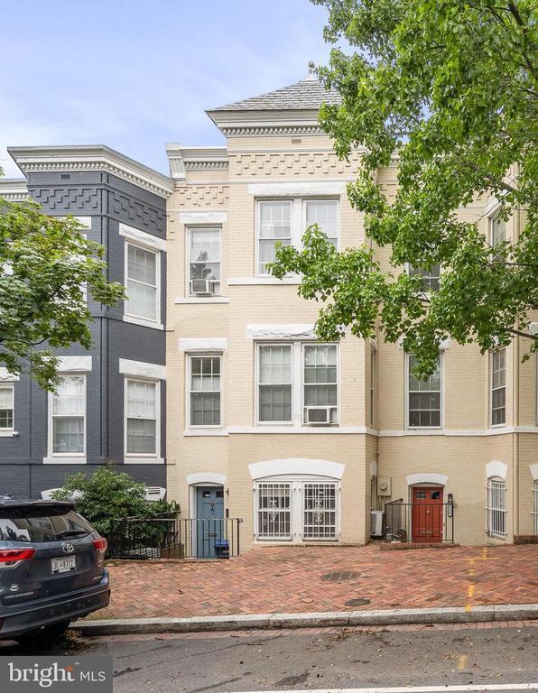 Photo - 1528 34th St NW