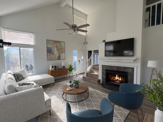 Photo - Cimarron 4 Bedroom Home Less Than 5 Minute Walk To The Park