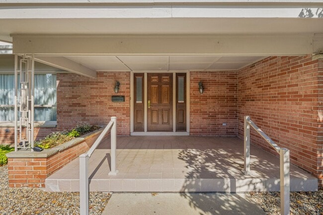 Photo - 4 bed 3.5 bath home in East Grand Rapids