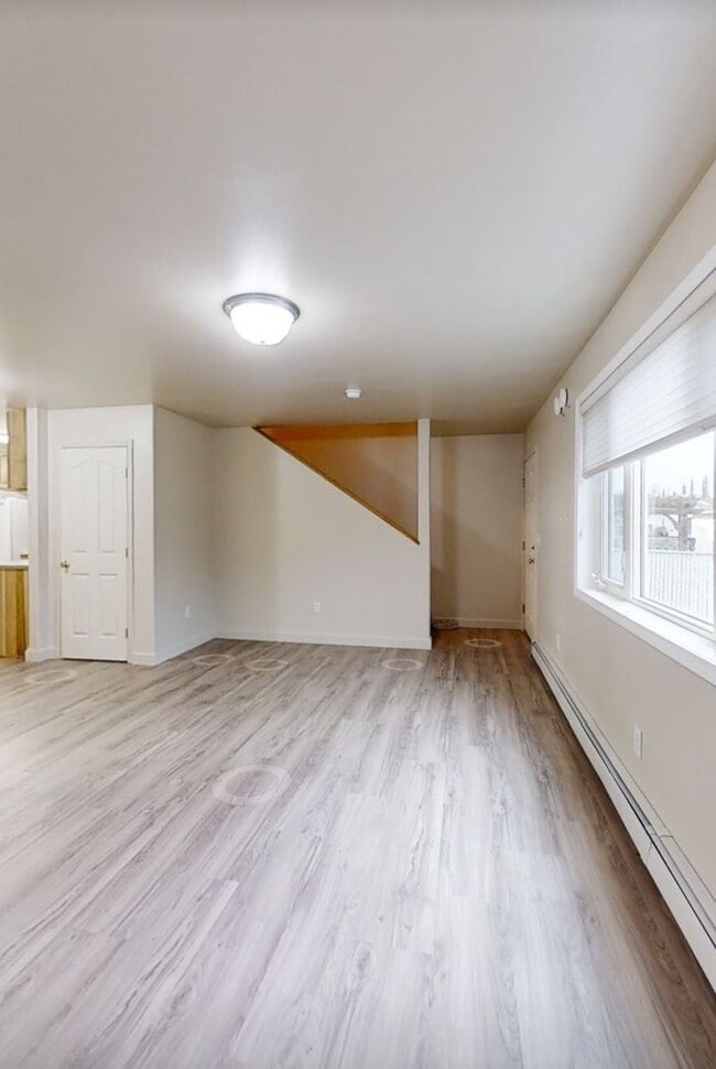 Photo - 1447 Joyce Dr