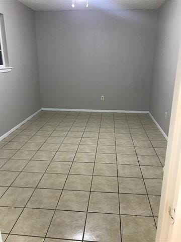 Photo - 504 Claire Ct