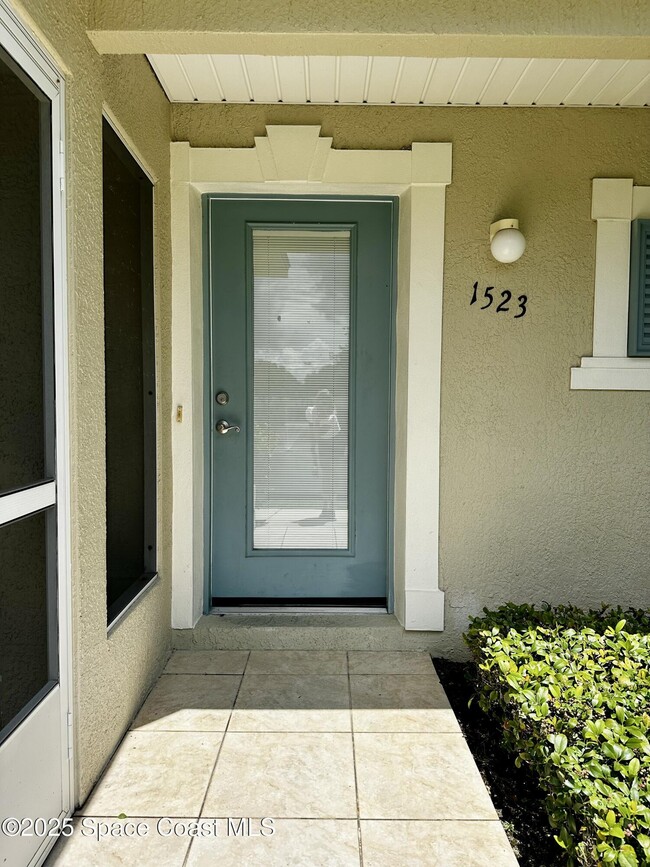 Building Photo - 1523 Beechfern Dr Rental