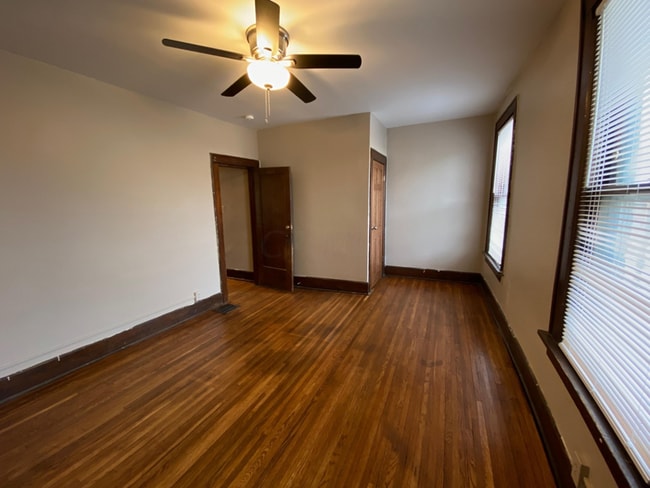 Photo - 295 E 19th Ave