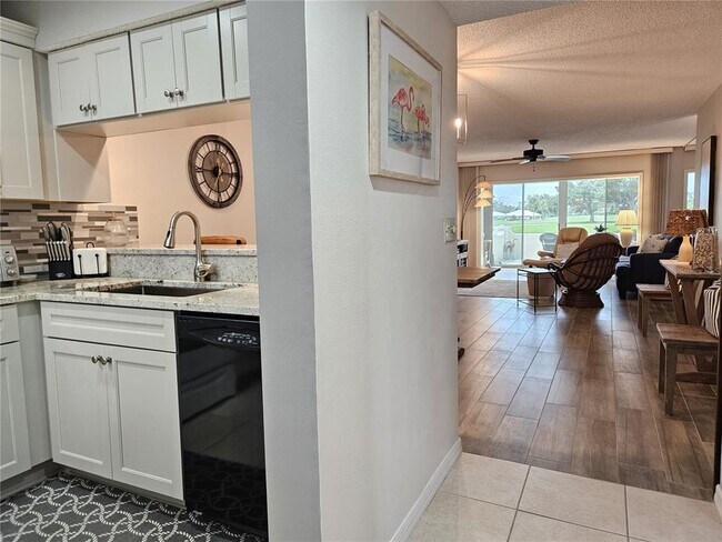 Photo - 435 Cerromar Ln Unit 329