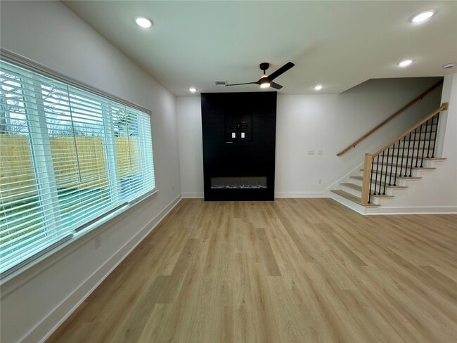 Photo - 1806 Benson St