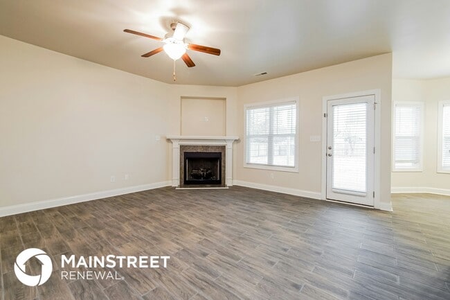 Photo - 140 Telesto Cir