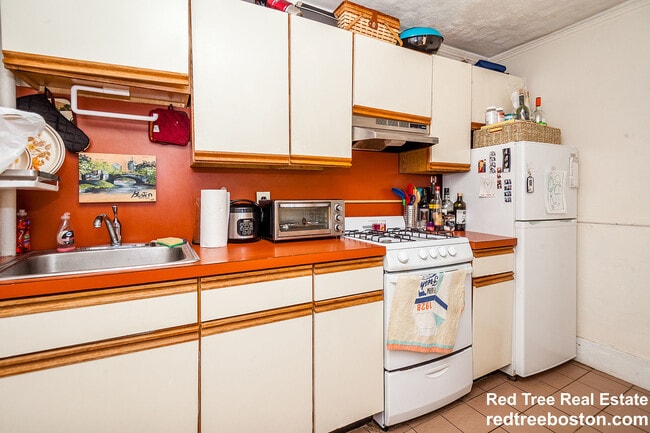 Photo - 94 West Cedar St Unidad 2