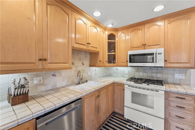 Photo - 4745 La Villa Marina