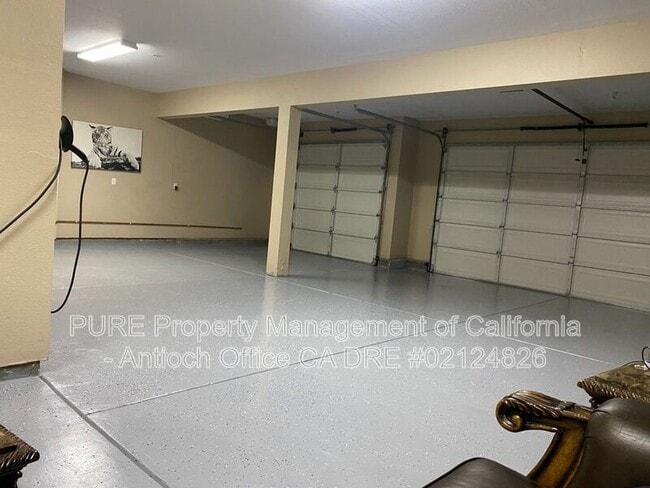 Photo - 80 Bottlebrush Ct