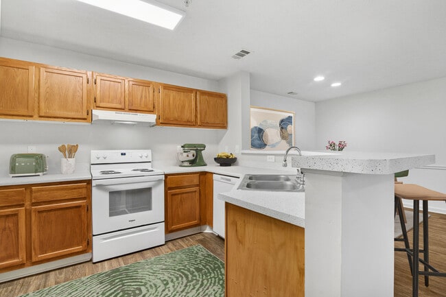 Photo - Ellington Woods