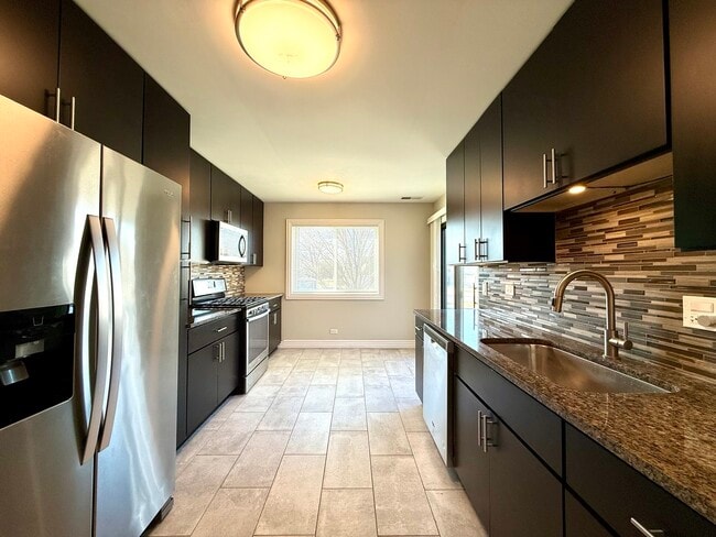 Photo - 298 Maplewood Ct Unit D2